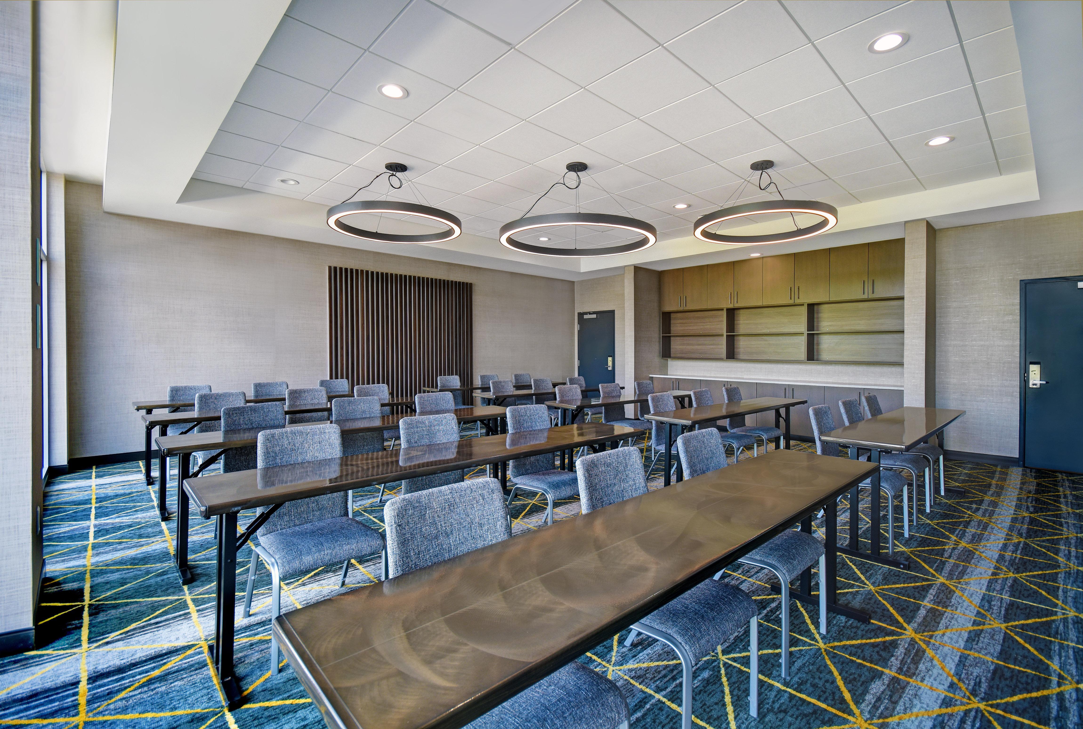 Holiday Inn Grand Rapids North - Walker By Ihg Exterior foto