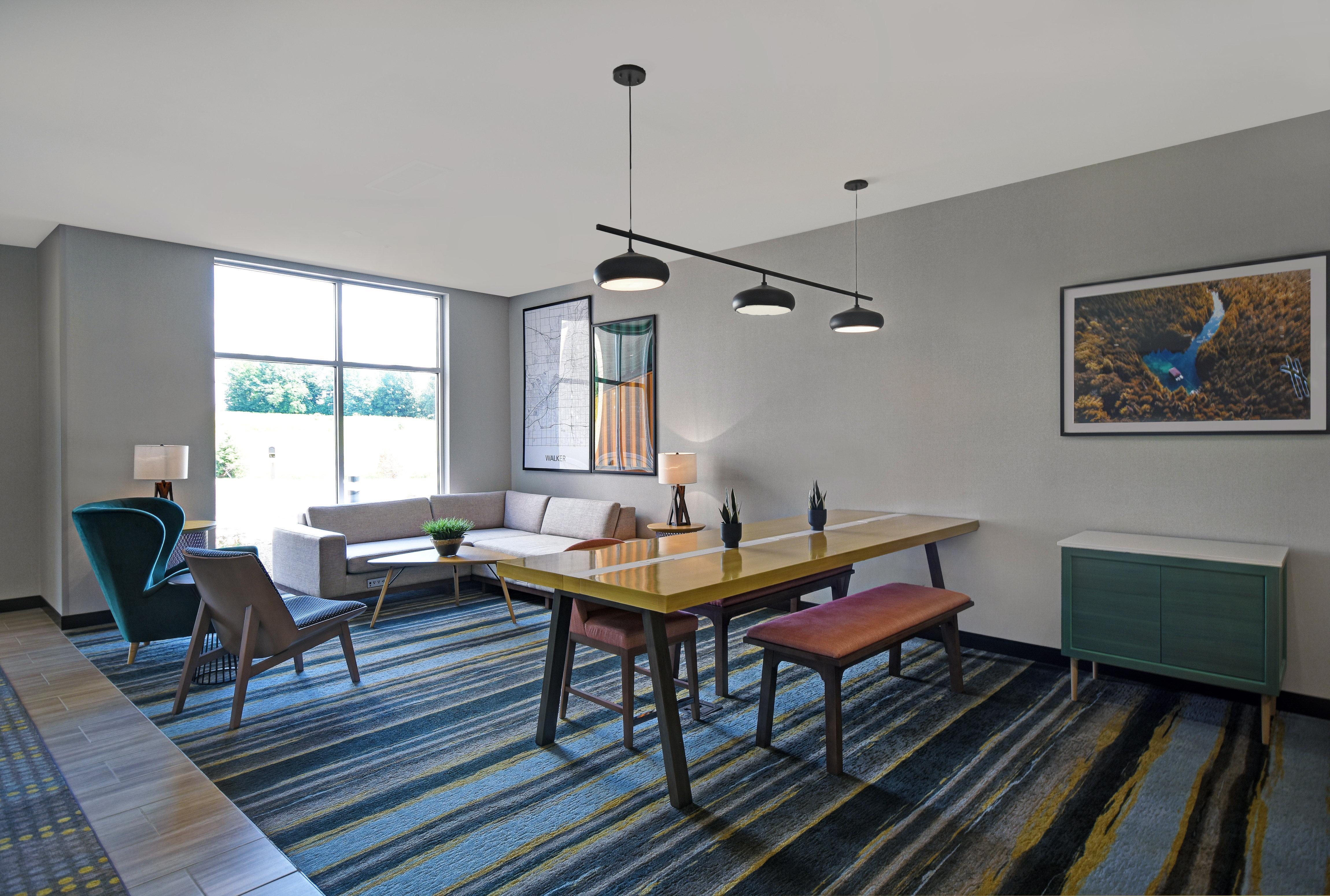 Holiday Inn Grand Rapids North - Walker By Ihg Exterior foto